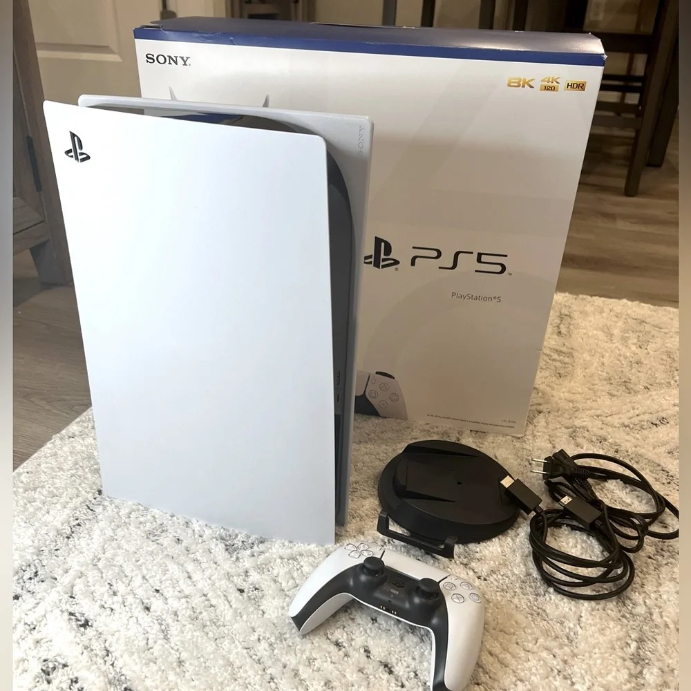 SOLD! Sony PS5 l New Condition Original Packaging 825GB - Picture 1 of 14
